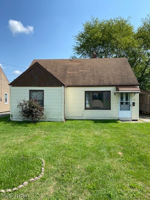 This 4 Bedroom/1 Bath home is located in Austintown. There is a living room, kitchen with plenty of counter space and dine in area, 2 bedrooms with bathroom and washer and dryer connections all on the main floor. There is a 1 car attached carport and an enclosed back porch. Two more bedrooms are an option in the finished attic. Monthly rent is $700.00 plus the tenant pays all utilities. Full security deposit of $700.00 plus first months rent is due before an approved tenant can move in. No smoking, no pets and no Section 8.