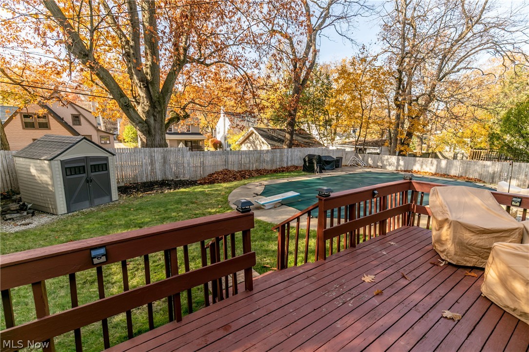 Country Club Estates - Residential