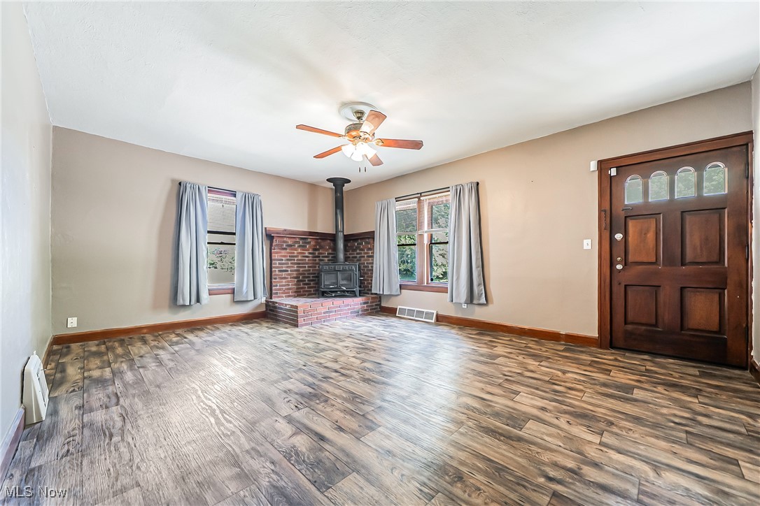 803 East Avenue, Elyria, Ohio image 2