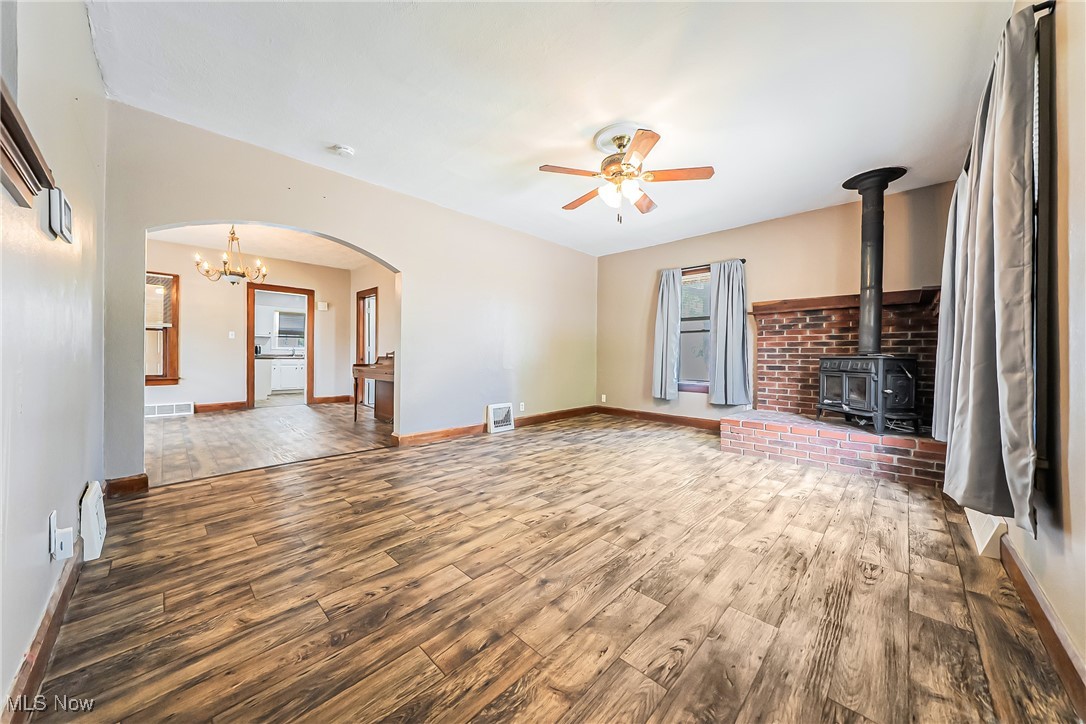 803 East Avenue, Elyria, Ohio image 4