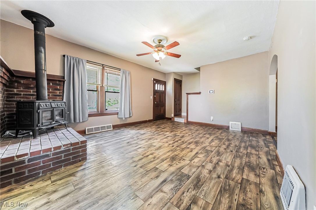 803 East Avenue, Elyria, Ohio image 3