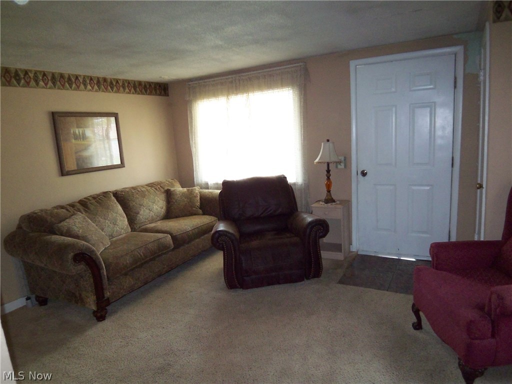 Edgelawn Adn - Residential