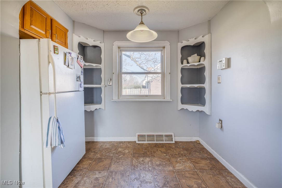 15054 Rosemary Avenue, Cleveland, Ohio image 11