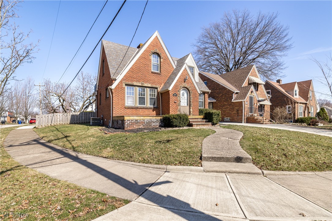 15054 Rosemary Avenue, Cleveland, Ohio image 25