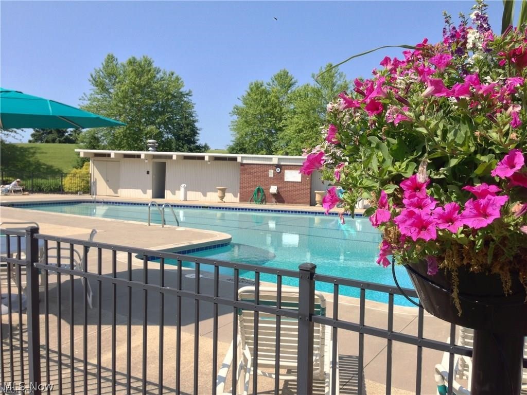 Bratenahl Place Condo - Residential