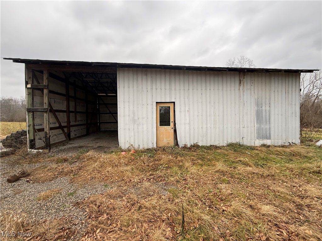 Photo of La Vona Dr, Zanesville, OH 43701 (MLS # 5178273)