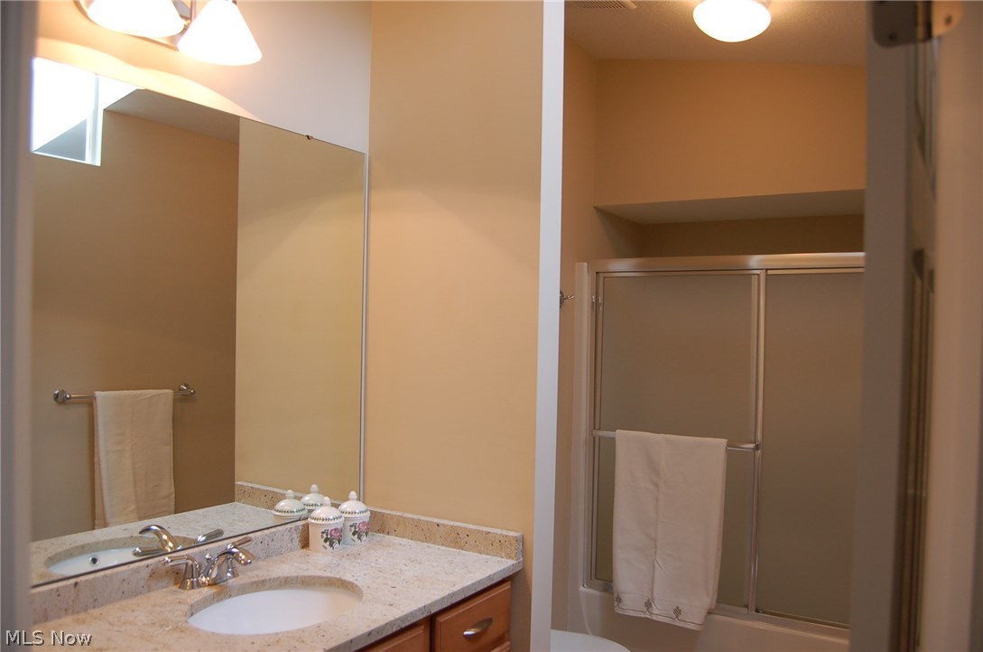 Villas/Tippecanoe Woods Condo - Residential