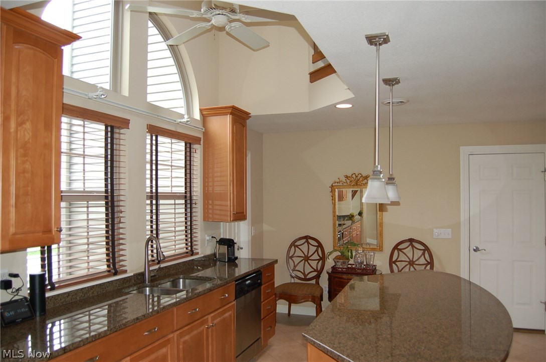 Villas/Tippecanoe Woods Condo - Residential