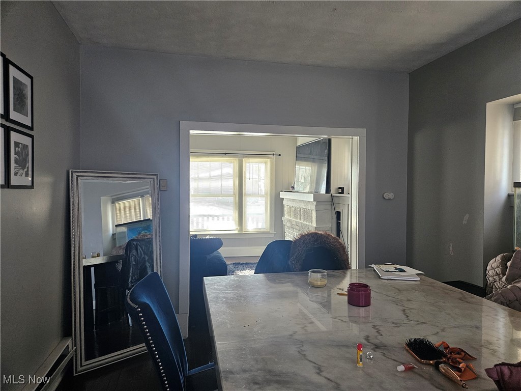 9005 Columbia Avenue