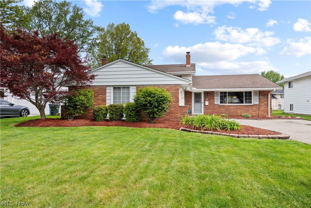 Photo of 25082 Randall Drive, North Olmsted, OH 44070 (MLS # 5210054)