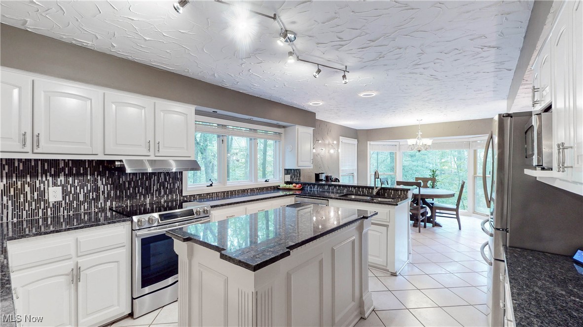 Fairlawn Knolls Add - Residential