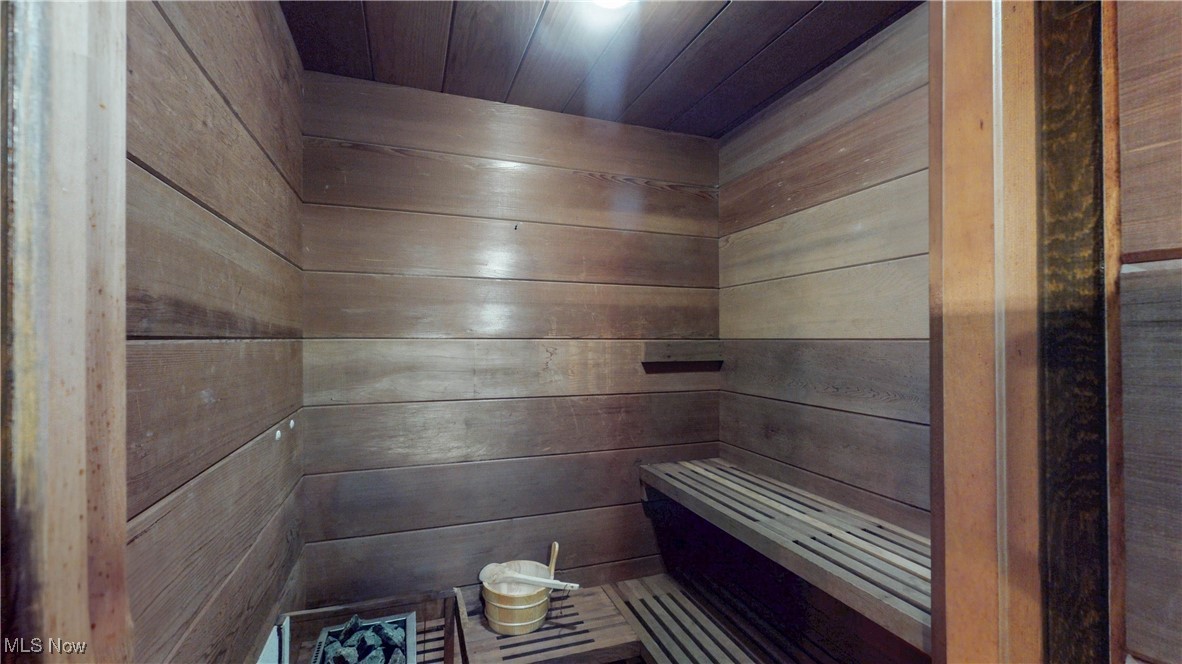 Fairlawn Knolls Add - Residential