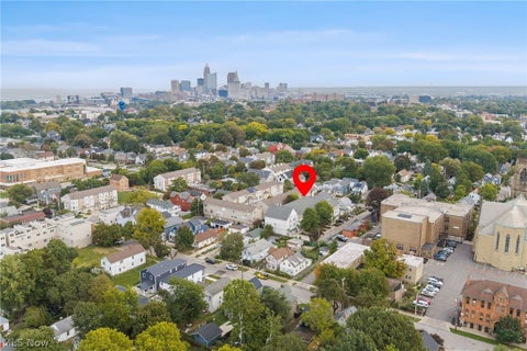 Townhouse For Rent - 5502 Courtland Court<br/> Cleveland, OH 44102