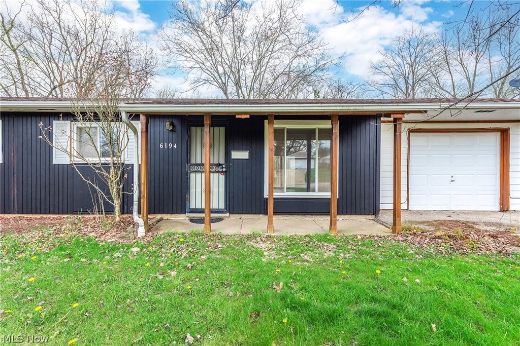 Photo of 6194 Eldridge Boulevard, Bedford Heights, OH 44146 (MLS # 5203280)