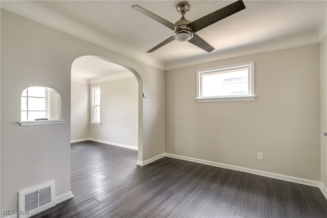 161 E 219th Street, Euclid, Ohio image 32