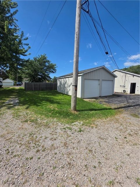 Tiny photo for 41981 N Ridge Road, Elyria, OH 44035 (MLS # 5158518)