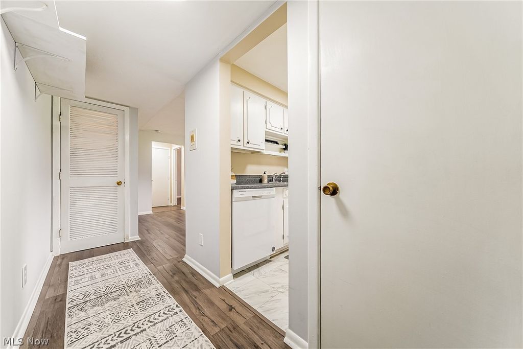 Photo of 22011 River Oaks Drive #A3, Rocky River, OH 44116 (MLS # 5205865)