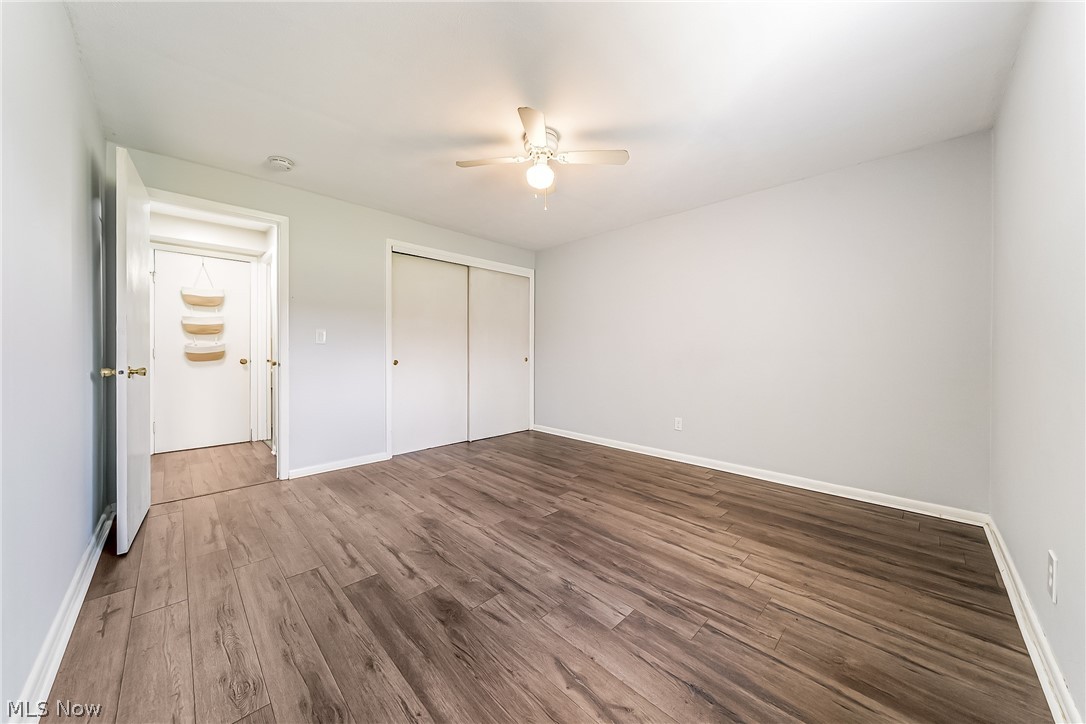 Golden Oaks Condo - Residential