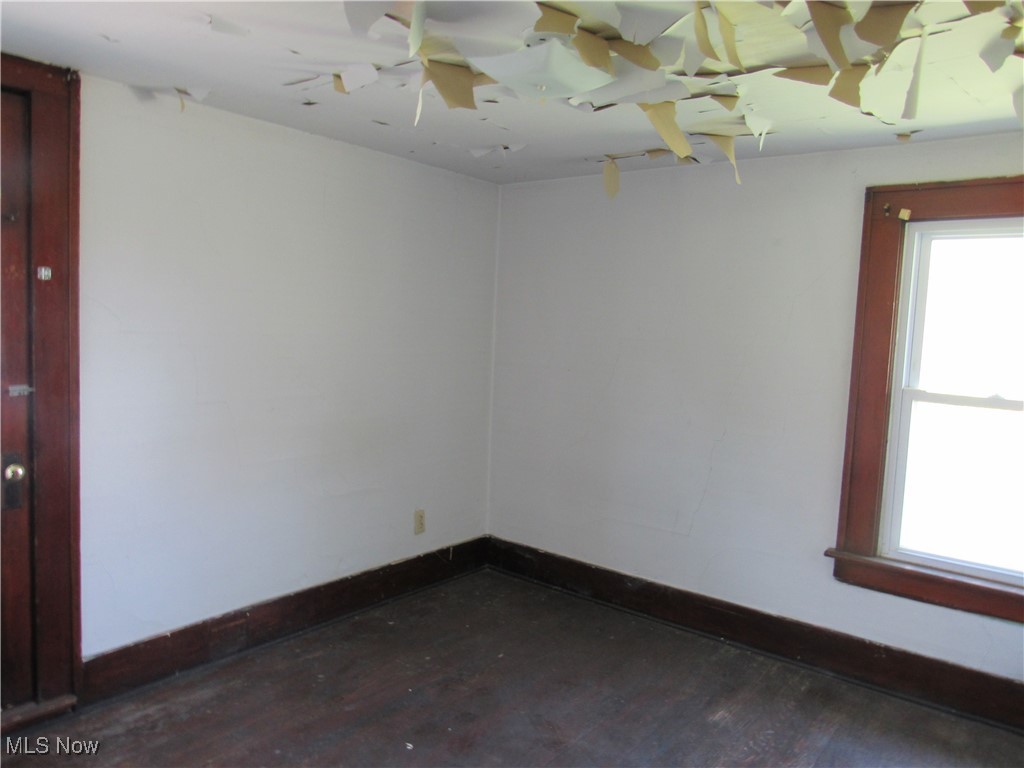 1074 Taylor Street, Akron, Ohio image 17