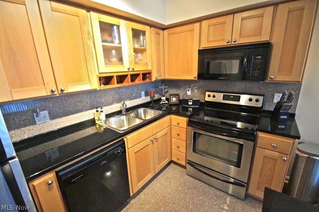 Stonebridge Condos - Residential