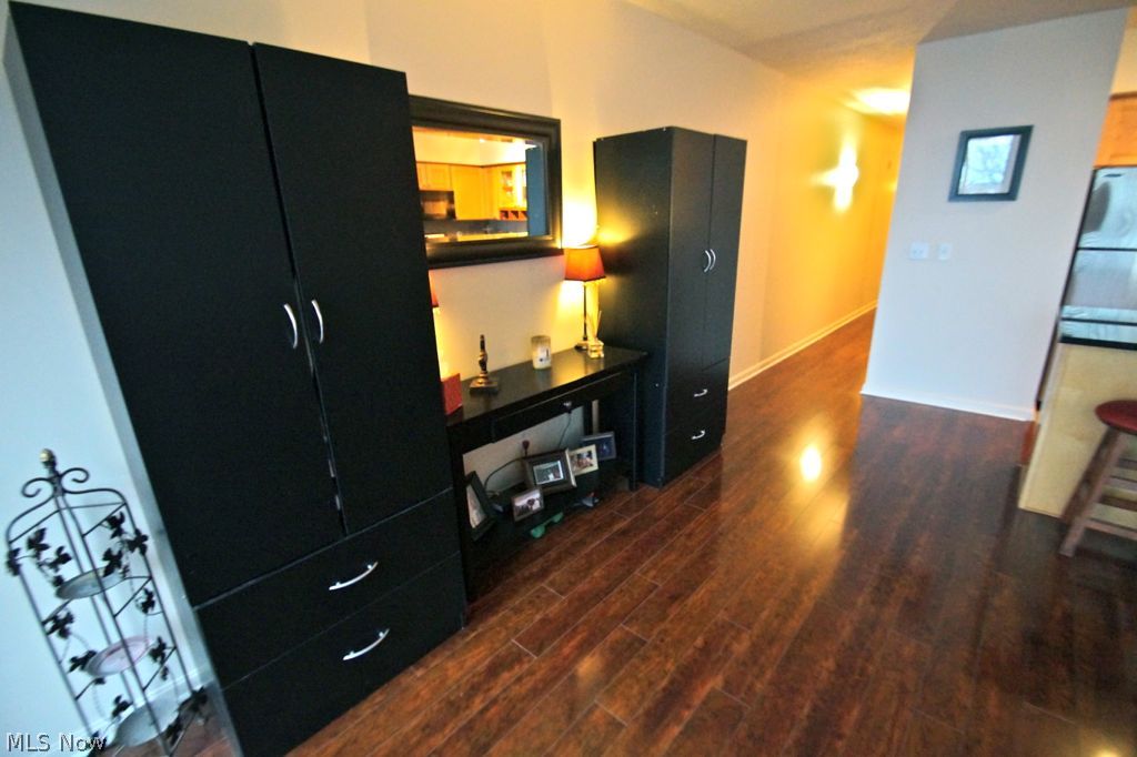 Stonebridge Condos - Residential