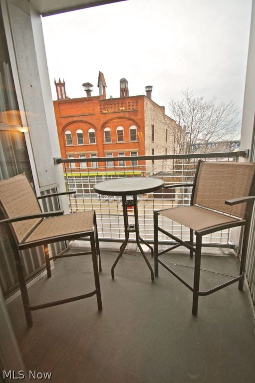 Stonebridge Condos - Residential