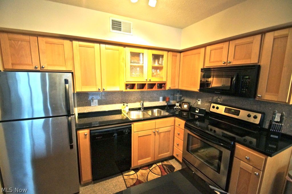 Stonebridge Condos - Residential