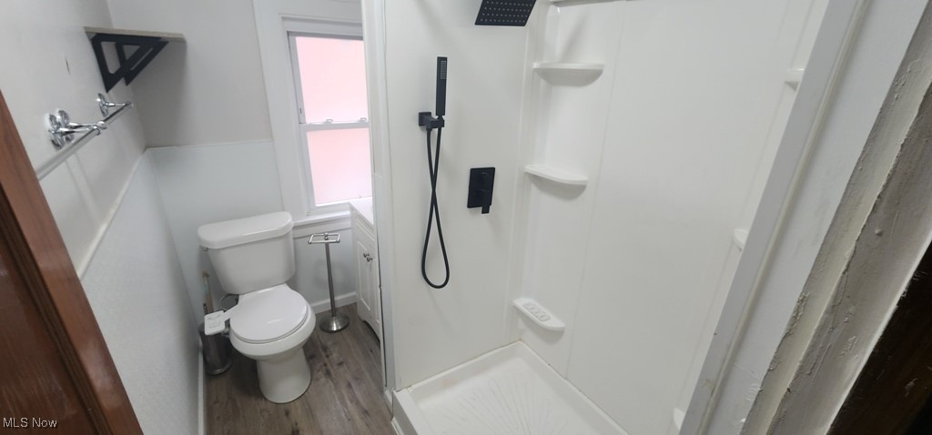 Waltons Resub - Residential Lease