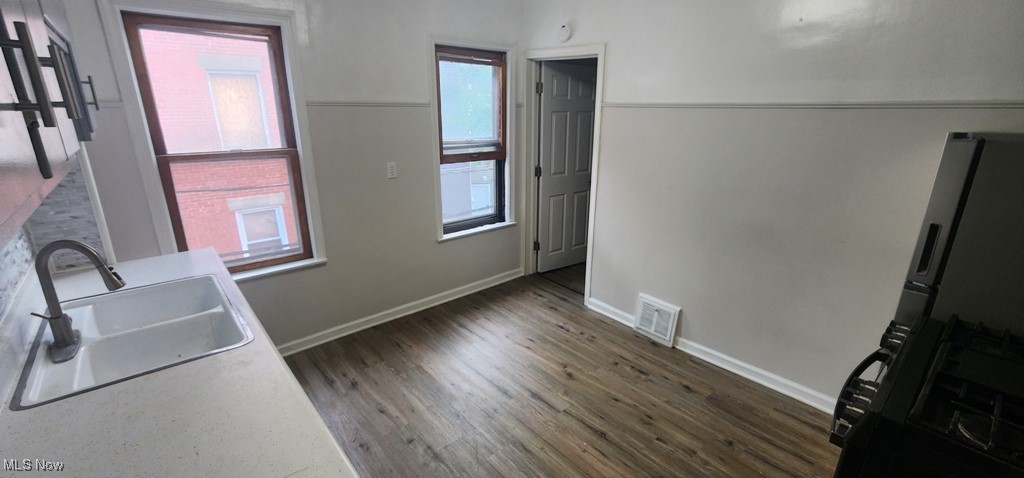 Waltons Resub - Residential Lease