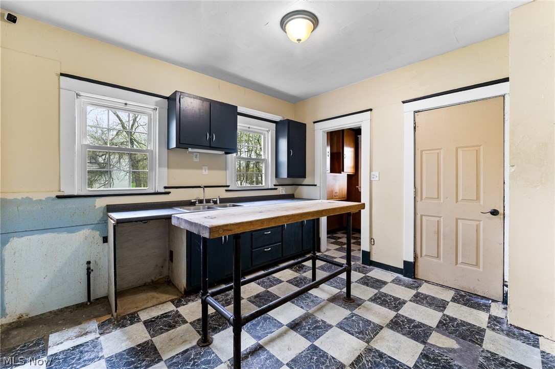 City/Youngstown - Residential