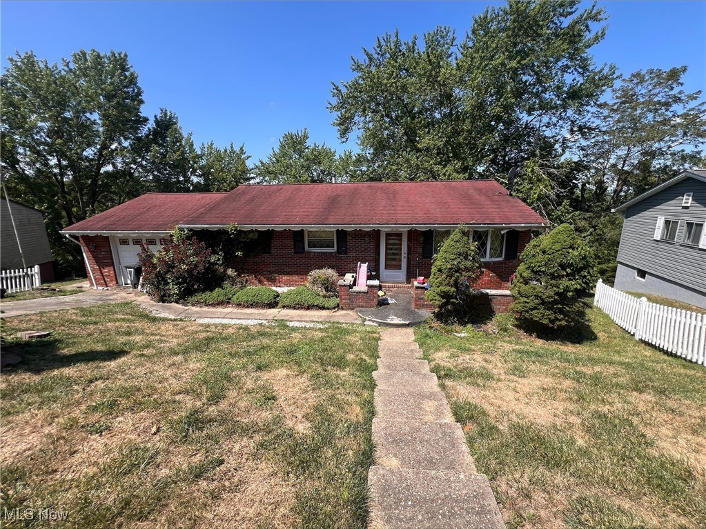 17 Sunset Drive, Martins Ferry, Ohio image 1