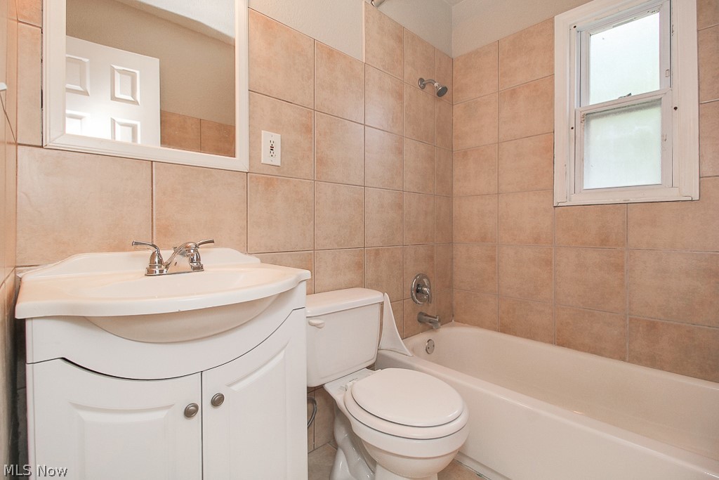 Woodlawn - Residential Lease