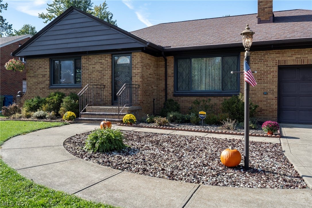 6446 Big Creek Parkway