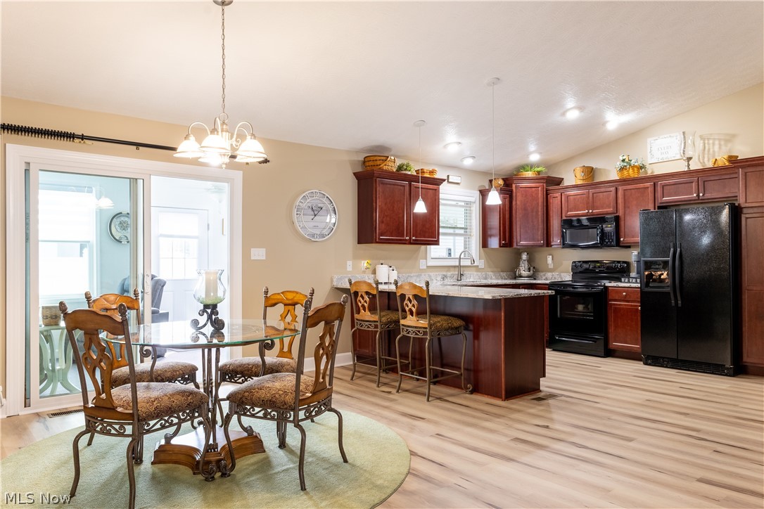 Oak Tree Villas - Residential