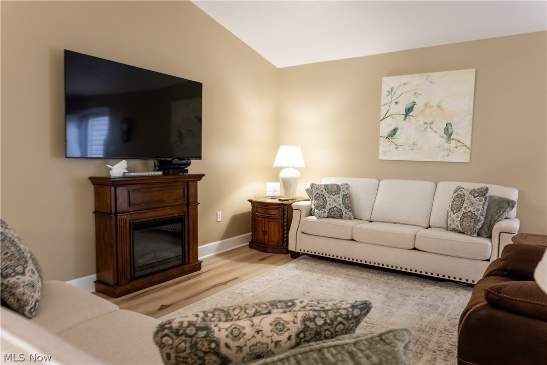 Oak Tree Villas - Residential