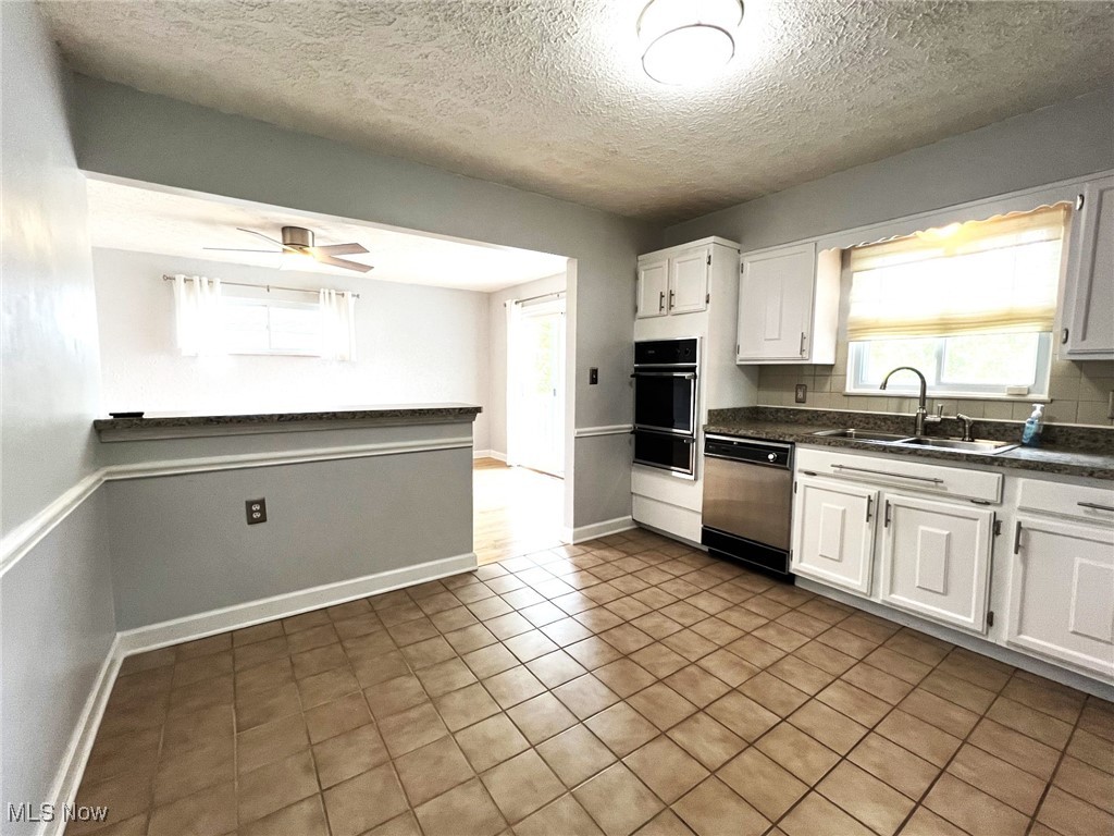 1585 Hilda Street, Lakemore, Ohio image 6