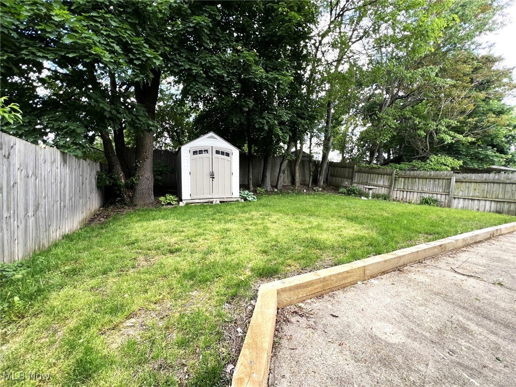 1585 Hilda Street, Lakemore, Ohio image 18