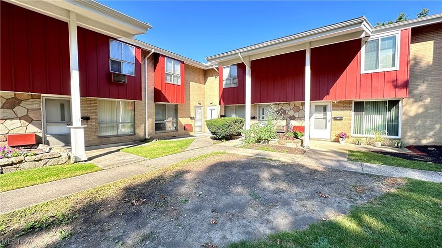 Welcome to this recently renovated, well maintained, turnkey 3 bedroom 1.5 bath Townhouse in Euclid. Home features many updates including an updated kitchen, newly finished flooring, updated bathrooms, fresh paint, newly added central air, and more. Why rent when you can own!? Leasing allowed after 2 years of ownership. Animals allowed, includes two close parking spots.  Great location with fantastic freeway accessibility located close to restaurants, grocery, and public transportation. Schedule your appointment today!