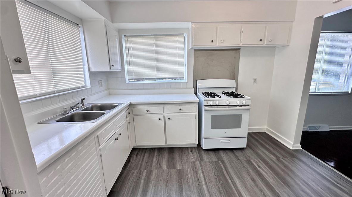 Colonial Park 01 Condo - Residential