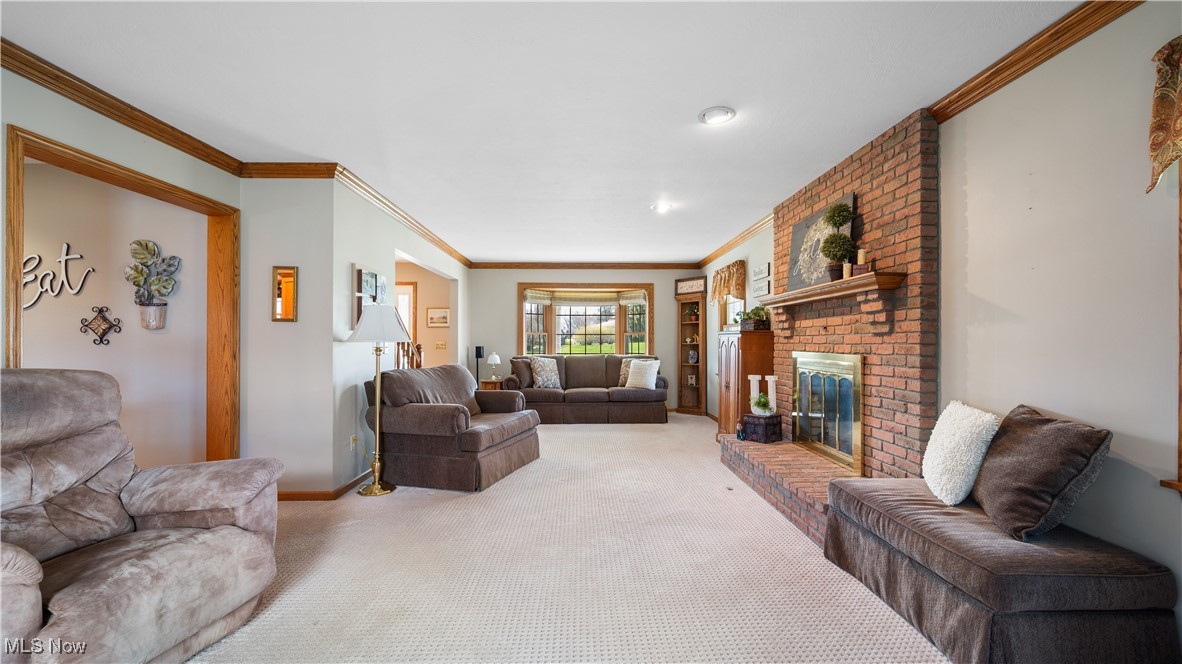 1736 Springhaven Circle, Massillon, Ohio image 9