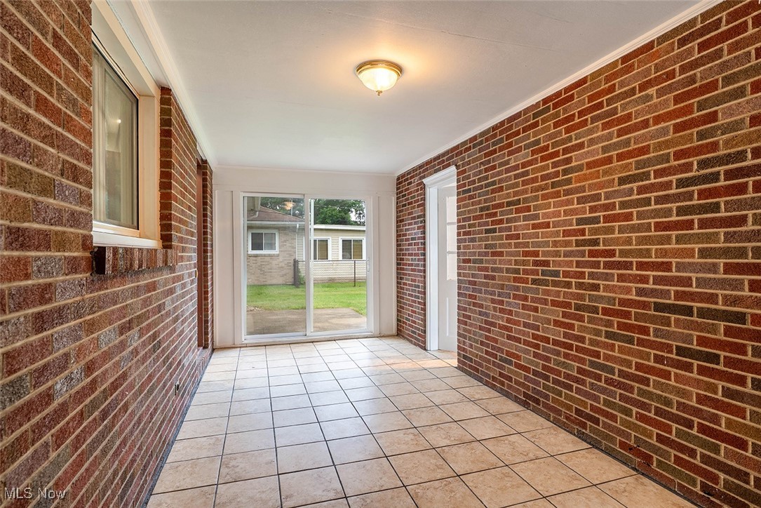 120 S Mckinley Avenue, Dover, Ohio image 23