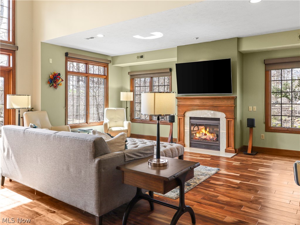 Players Club Condo - Residential