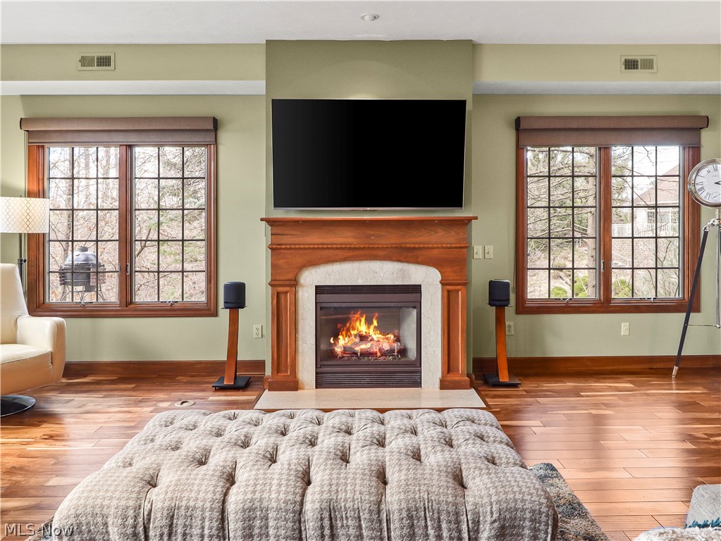 Players Club Condo - Residential