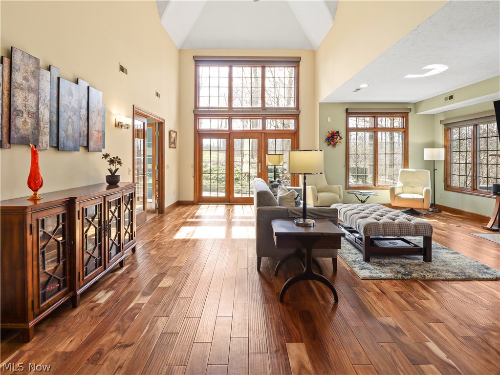 Players Club Condo - Residential