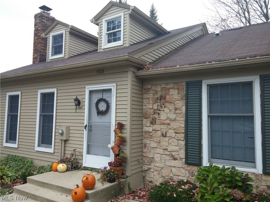 This end unit condo is ideally located for quick access to Rt. 3 and Hwy. 57. The living room and dining room flow into one another so the brick wood-burning fireplace can be enjoyed from both rooms. This provides warmth and atmosphere when dining or relaxing. Downstairs has 2 bedrooms, laundry room, and full bathroom. Second floor has the master bedroom and bathroom, a wall of closets, two dormer windows and two additional storage areas. Master bathroom has an updated tub and shower. The wood laminate flooring is in great shape. Oven/range to be replaced soon with a white appliance to match others. Newer sink, disposal and counter tops. Living room and one downstairs bedroom has new carpet. All rooms freshly painted. Exterior recently painted. Washer and dryer do not stay.

A additional $40/month assessment for the 2013 exterior painting will be paid by seller at closing. This will bring the monthly fee to $175/month.