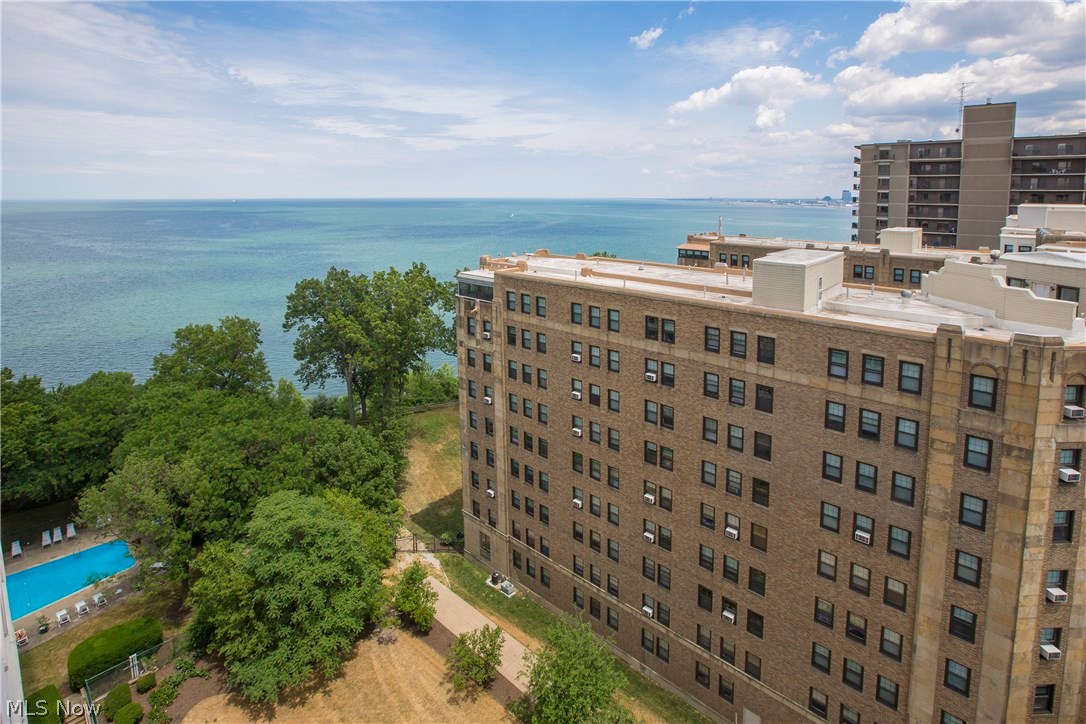 Marine Towers East Condo - Residential Lease