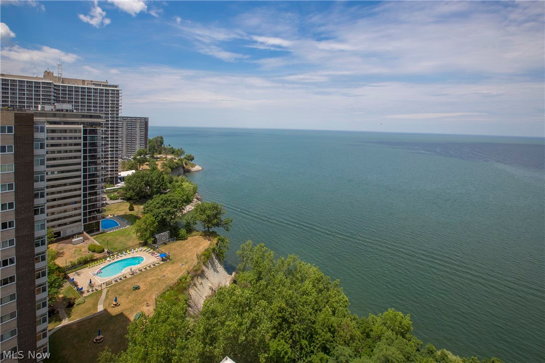 Marine Towers East Condo - Residential Lease