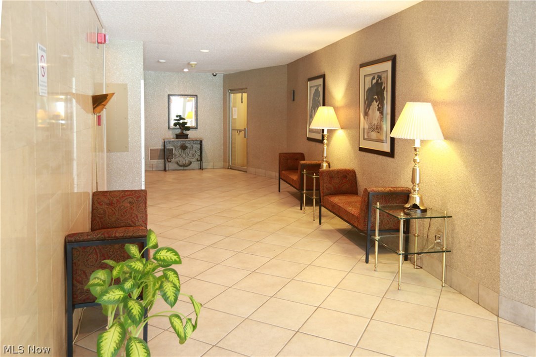 Marine Towers East Condo - Residential Lease