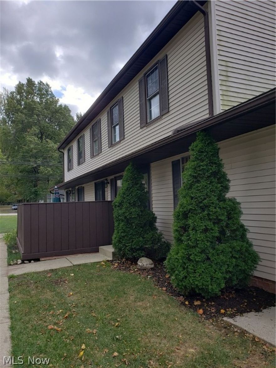 Updated 3 bedroom townhouse in Liberty Bell. Includes Range, Refrigerator, Dishwasher, Microwave, Washer & Dryer. Finished basement. Fenced patio area. 1 car garage. Grass cut and snow plowed. Ready to move in! Agent owned.