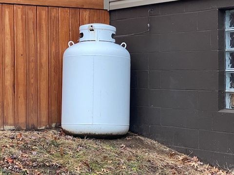 Tiny photo for 1574 Township Road 246, Toronto, OH 43964 (MLS # 5180175)